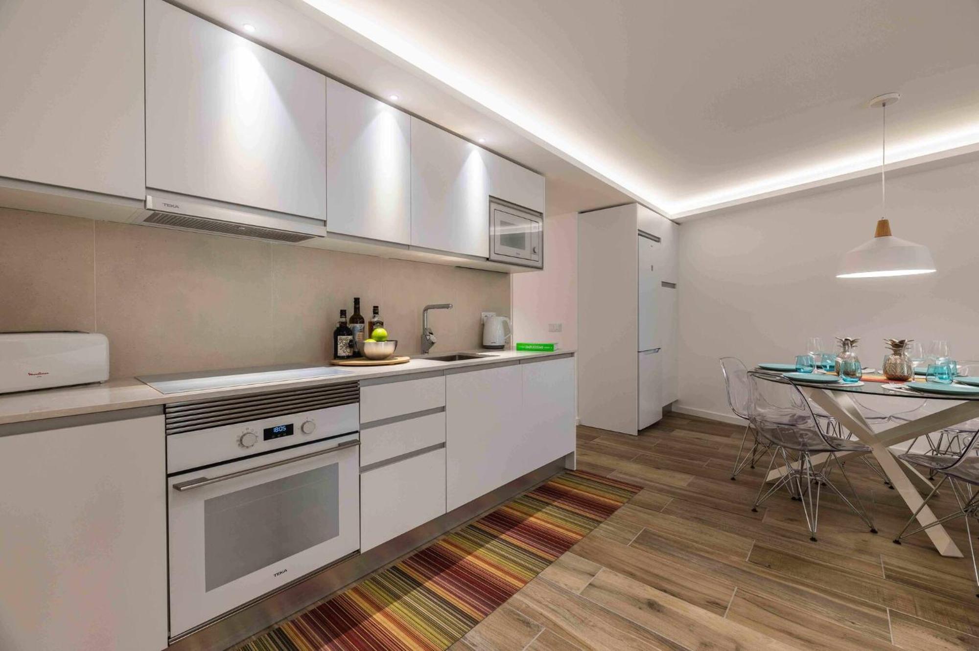 Downtown Albufeira 3-Bedroom Luxury Apartment Exterior photo